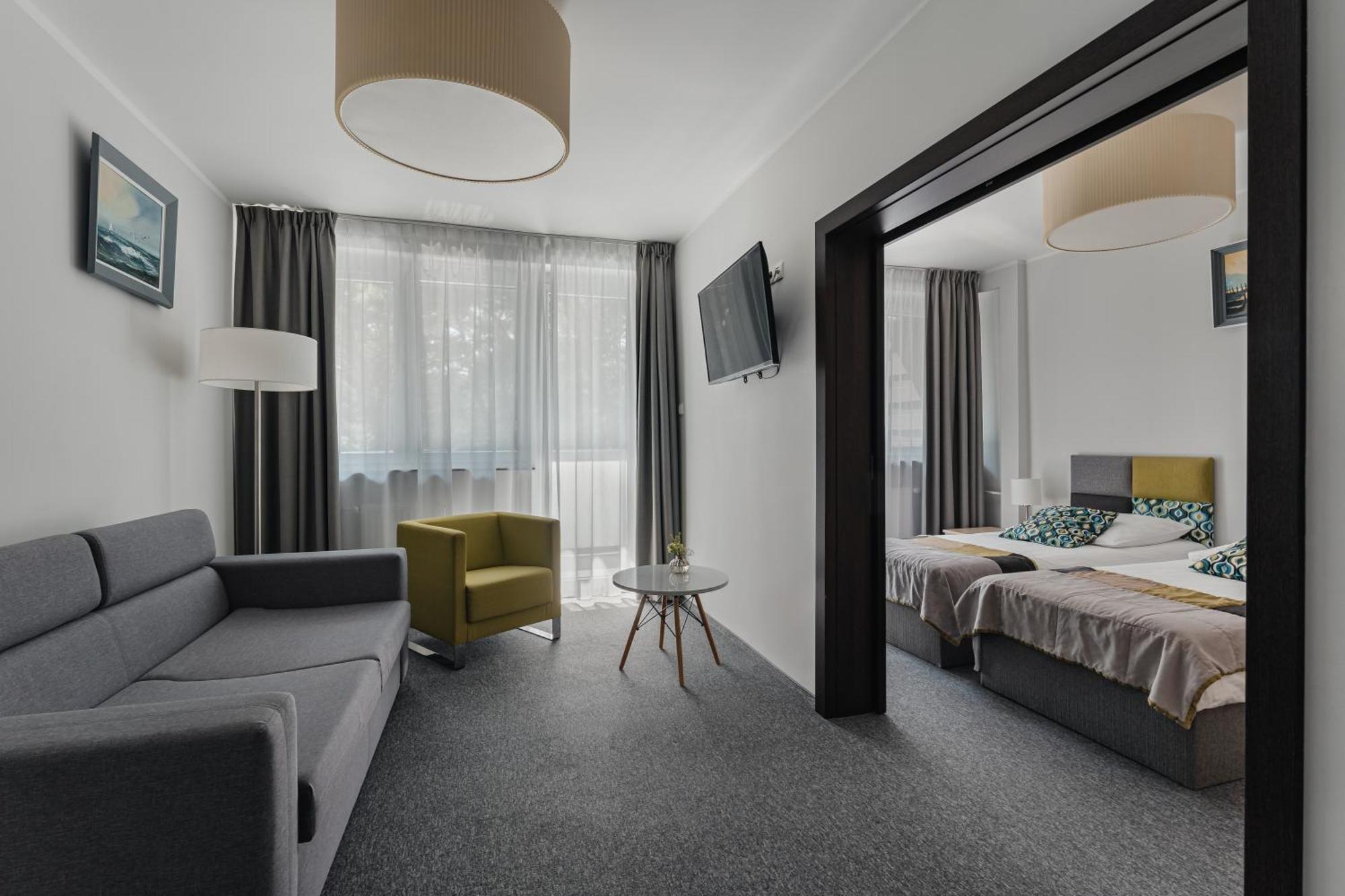 Osrodek Delfin Rewita Hotel Юрата Екстериор снимка