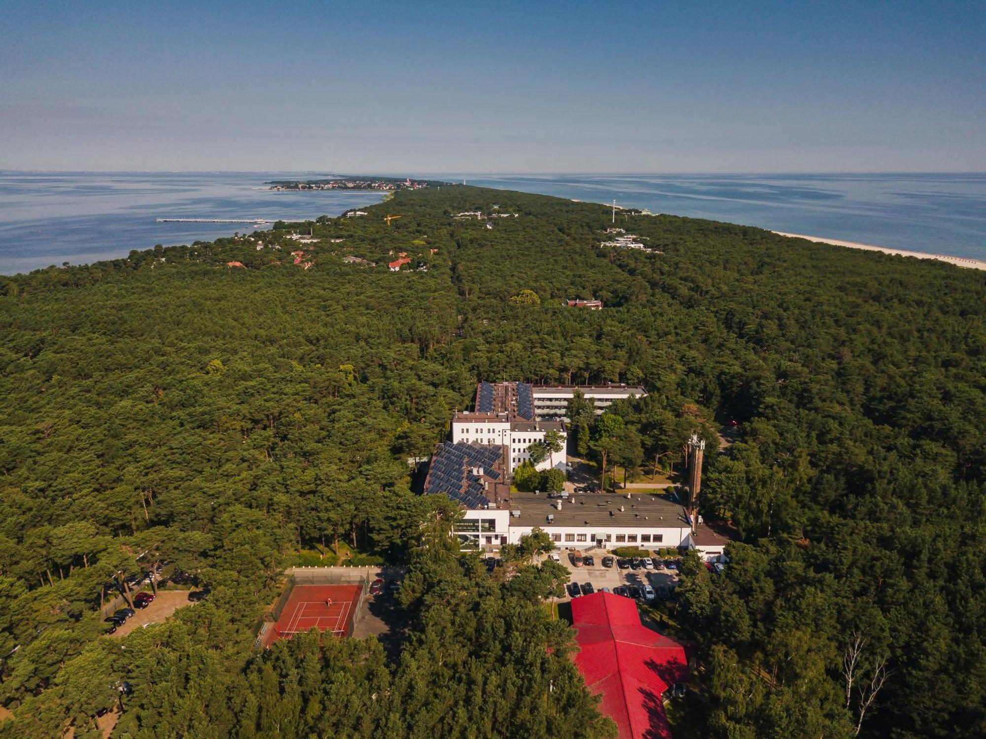 Osrodek Delfin Rewita Hotel Юрата Екстериор снимка